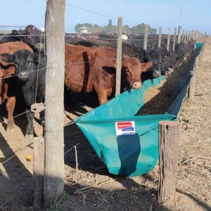 Comedero de lona - AGRO